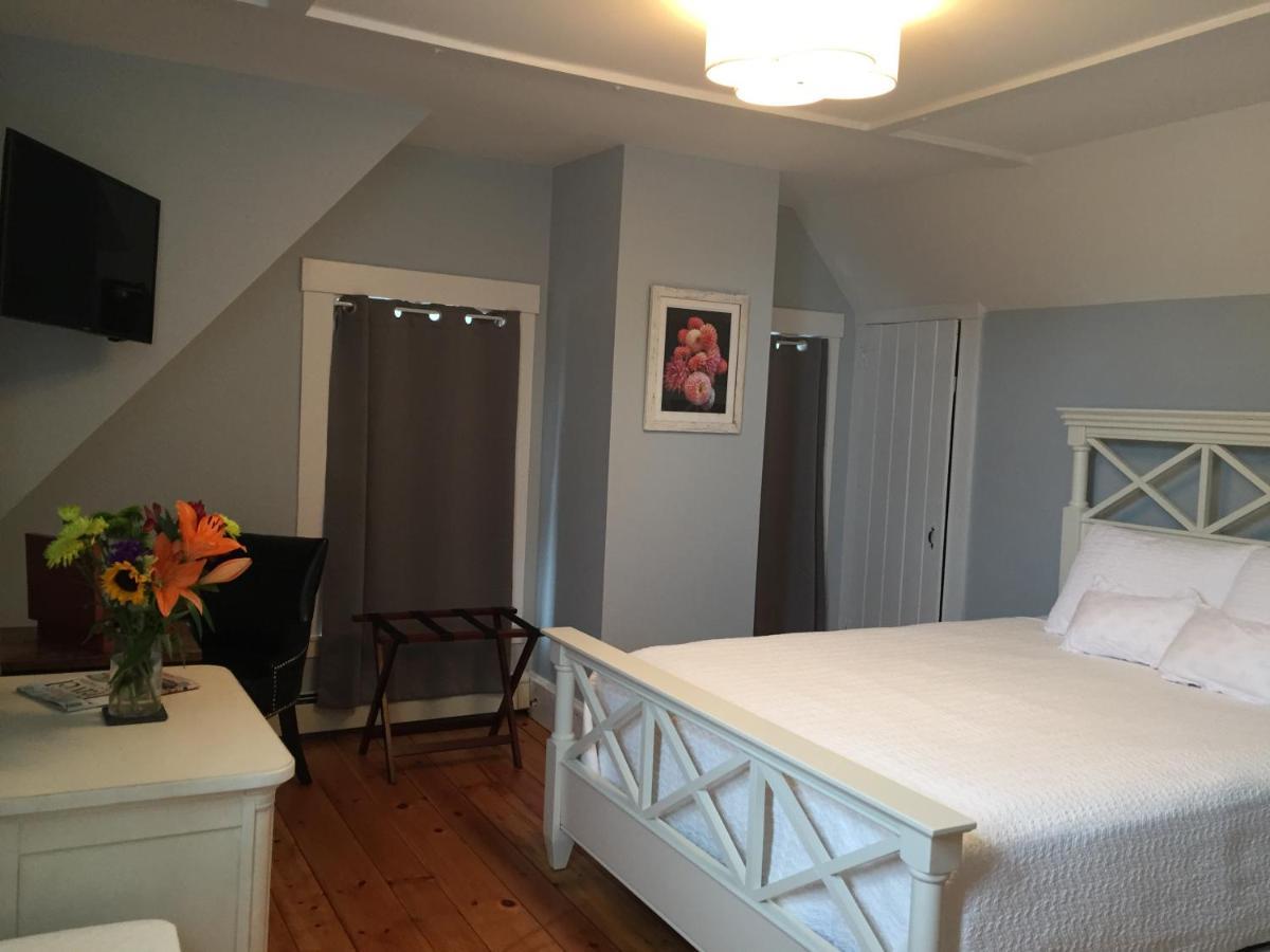 Sea Street Inn Hyannis Port Esterno foto
