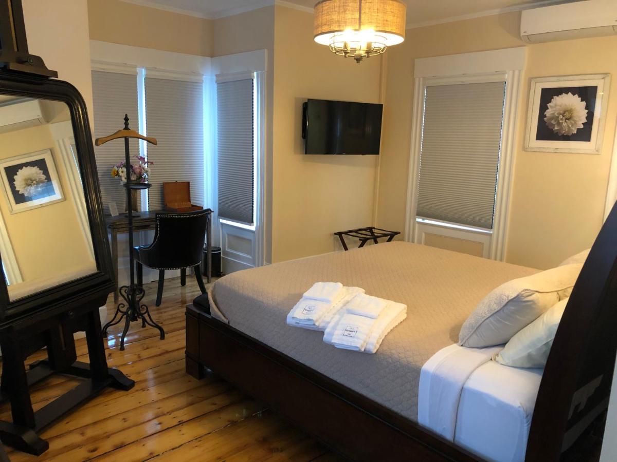 Sea Street Inn Hyannis Port Esterno foto